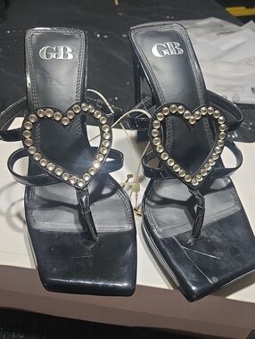 Gianni Bini Black Heart-Embellished Heeled Sandals.... Brand New.... NO BOX!!!